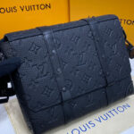 Louis Vuitton Trunk Messenger M57726 Black